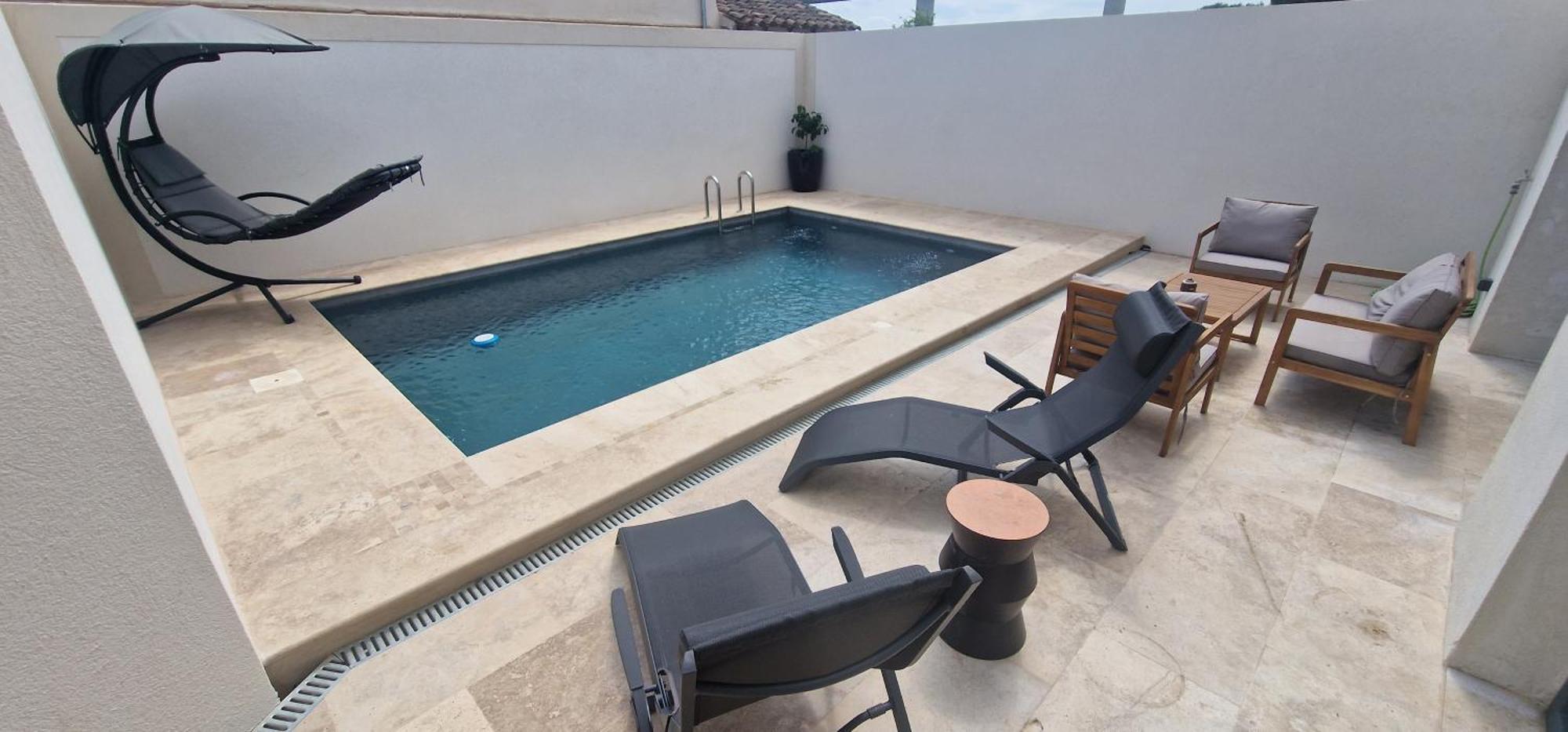 Vernegues Quiet, Discreet Places מראה חיצוני תמונה
